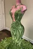 2022 Sexy Sparkly Sequins Olive Green Mermaid African Prom Dresses Black Girls Jewel Neck Illusion Long Graduation Dress Plus Size Formal Sequined Evening Gowns