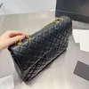 CC Bag Wallets 2022Ss F W France Womens Vintage Classic Flap Jumbo Quilted Black Bags Gold Metal Hardware Matelasse Chain Crossbod238y