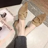 Tofflor Våren 2022 Designerskor Kvinna Rutschbanor Utomhusplattform Fyrkantig Dam Mules Zapatos De Mujer Tofflor
