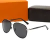 Nouveaux hommes lunettes de soleil 21 mode Premium cadre en métal rouge style pilote temples symboles montrent réseau de qualité rouge même homme lunettes de conduite