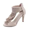 Sandaler Kvinnor Sexig Tassel Sommarskor Kattunge Heels Open Toe High Heel Shoe Zip Classic Sandal Woman Plus Size 35-43