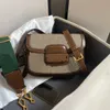 Designer - Bolsa de corpo transversal feminino Bag de alta qualidade Mini Luxo Postman Postman Vintage Fashion Messenger Bolsa de câmera de ombro 8574