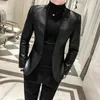 Hommes costume noir Slim Fit Blazer Hombre PU veste en cuir mâle un bouton affaires décontracté bal coréen costume manteau 220801