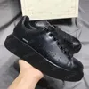 Designer Uomo Donna Scarpe in pelle con lacci Piattaforma moda Sneakers oversize Bianco Nero Uomo Donna Luxury Velluto Pelle scamosciata Scarpe casual Chaussures Espadrillas NO11