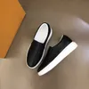 2022 Mode Männer Designer Schuhe Leder Brief geschnitzt Outdoor Luxus Herren Turnschuhe Trainer Schuh mit Originalverpackung