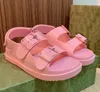 Kadınlar Sandalet Mini Çift G Tasarımcı Sandalet Sandalet Flip Flops Kauçuk Terlik Jöle Platformu Slaytlar Ayarlanabilir Toka Şeker Renk Takıntısı Yaz Plajı Sandal