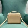 10A جودة جودة امرأة Crossbody Bag 20cm أزياء الكتف حقيبة يد حقيقية ليدي ليدي محفظة مصممة الفاخرة حقيبة مستحضرات التجميل مع صندوق Y001