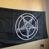 Stokta Bütün 3x5ft Siyah Baphomet Kilisesi Templar Şeytan Bayrağı Roman Katolik Şövalyeleri Tapınak Pentagram Bannerları Dekorasyon için8488526