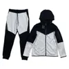 Giacche da abbigliamento sportivo da uomo con pantaloni da jogger casual a scelta libera da jogger casual set 2 pezzi training set tech tech wead hoodie dimensioni asiatiche comode tessuti