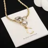 2022 collier pendentif à breloque de qualité supérieure avec des perles de cristal et de coquille de nature pour les femmes cadeau de bijoux de mariage ont le timbre de la boîte PS4651