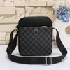 Designer Briefcase Men Business Leather Bags Women Shoulder Bag Striped Plaid Laptop Bags Fashion Briefcases327J