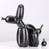 Creative Poop Dog Animals Statue Squat Balloon Art Sculpture Crafts Desktop Decors Ornaments Resin Home Decor Accessories 220329