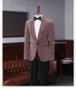 Brand New Velvet Bröllop Tuxedos Shawl Lapel Side Vent Groom Tuxedos Fashion Men Blazer 2 Piece Suit Prom / Dinner Jacket Custom Made (Jacka + Byxor + Tie) 2668