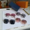 Luksusowe prostokąta kobiety okulary przeciwsłoneczne moda marka damska deisnger pełna ramka UV400 Styl Summer Summer Big Square Najwyższa jakość jest wyposażona w obudowę 9224