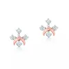 Luxe Designer Earring Fashion Classic Studs oorbellen voor Dames Ontwerpers Gesimuleerde Diamond White Golds Rose Gold Cross Cross Stud bloem zeer goed mooi