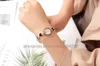 Armbandsur Hög grossistkvinnor Fashion Quartz Watch Thin Alloy Heart Armband för Band Wrist Watchwristwatches