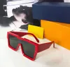 Cyclone Sunglasses Cyclone Z1547W Plaque Ultrathick Frame Onepiece Lens avec décoration cristalline à quatre verres de soleil classiques UV1800012