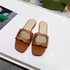 2022 Femme Chaussures Haute Pantoufle En Cuir Sandales Plates Diapositives De Mode Diapositives En Caoutchouc Dames Plage Oran Sandale Femmes Pantoufles Sandales