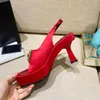 Designer de mode dames talons hauts luxe strass satin soie plate-forme sandales sexy bout rond bout ouvert rouge parti chaussures de mariage 35-43 avec boîte