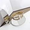 Bracelets classiques pour femmes, Bracelet de styliste avec lettres, cristal plaqué or, en acier inoxydable, cadeau pour amoureux de mariage, S272