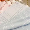 Met doos pasgeboren 100% katoenen babyswaddles zachte dekens bad gaas baby mat baby mousseline slaapzaal kinderwagen deksel spelen twee kleuren248E