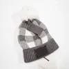 Autumn Winter Brand Hat feminino Big Hair Ball Pus Velvet Feanie Caps Outdoor Chapéus de malha quente Captndo de cetim Gorros Mujer Invierno