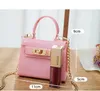 Kvinnor Mini Handväskor Jelly Tote Candy Color Crossbody Väskor För Messenger Bag Girls Summer Bag
