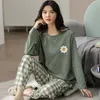 Vår Höst Kvinnor Sömn Lounge Pajama Långärmad Set Tecknad Pyjamas Polyester Sleevkläder Hemkläder 3XL 5XL Fashion 220329