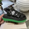 Sandaler kvinna sommar 2022 lägenheter plattformskor utan klackar gladiator casual vit romersk mode strandflicka greensandaler