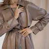 Streetwear PU Cuir Trench Coats Femmes Brown Automne Hiver Ceintures Long Manteau Cranté Bureau Dames Poche Outwear LJ201127