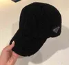 bai cheng Hip Hop Ball Caps for Mens Women Winter Designer Cashmere Baseball Cap Fashion Street Hat Beanies Warm Furry Hats High Quality