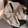 2022 mode foulard en soie pour femmes Design luxueux carré écharpe grand châle Wrap Hijab Pashmina femme foulard cheveux 90*90cm