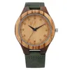 Orologi da polso Orologi da uomo Retro cinturino in pelle verde scuro quadrante in legno con scala precisa orologio da polso al quarzo maschile Relojes Hombre