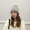 Beanie/Kafatası Kapakları Şık Kış Tasarımcı Bonnets bayanlar örme yünlü şapka Rahat kürk baleanie/kafatası bere ile tüm eşleşme sıcaklığı