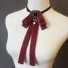 Bow bağları İngiliz erkek kadın unisex boyun yaka gömlek şeridi retro kız alaşım kelebek düğün parti takım elbise tek tip kristal bowtibow