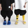 Utune Kids Sandals 슬리퍼 612y 소년과 여자 두 밴드 슬라이드 두꺼운 단독 유아 정원 신발 부드러운 해변 팬투파 220616