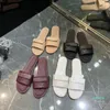 2022 Slippers Sandals in Leather Small Spragrance Lozenge تحقق