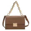 Sacs de soirée Sac Bag Pu Leather Gold Chain Handbag 2022 Brand Classic Stone Pattern Fap pour crossbody Messenger206d