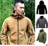 Taktiska jackor Vindtäta Men039s Fleece Combat Jacket Taktiska huvtröjor utomhus varmt kallt skydd Vindbrytare vind huvor j1383601