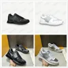 Run Away Sneaker Herren Designer-Freizeitschuh 22SS Monogrammmuster Sneakers Low Luxurys Leder Weiß Schwarz Regenbogen Trainerschuhe Leichte Gummiaußensohle