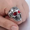 Wedding Rings Meerdere stijlen Skulls 316L roestvrijstalen ring voor herenjongens Red Rhinestones Halloween Sieraden Accessoires Geschenkd.