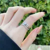 Anéis de casamento anel de desenhista 925 prata esterlina branco 5a zirconia cúbica intersect prong configuração sul americano amor anel para mulher jóias de noivado com caixa