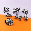 Cartoon Animal Skeleton Creative Bultrasound Image broche voor jongens 7pcset email Pin hele hond kat konijn vogel metalen badges8152416