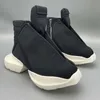 Big Szie Stivaletti da uomo Pony Hoof Suola quadrata Tela traspirante Cerniera Sneakers alla moda Scarpe da uomo stile street nero