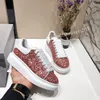 2022 designer stövlar casual skor sneakers sport sneaker kvinnor liten vit sko präglad mönster tjock botten snörning läder låga toppskor storlek34-46