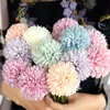 Ghirlande di fiori decorativi 5 pz / lotto Artificiale Dandelion Ball Sposa Bouquet da sposa Ortensia Fiore di seta per composizioni Party Home Tabl