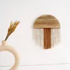 Decoratieve objecten Figurines Macrame Tassel Wall hangend tapijt met houten plaque handgeweven Bohemen bruiloft achtergrond Boho-decoratie