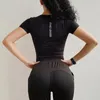 Yoga outfit kvinnor snabb torr kortärmad sport t-shirt gröda toppar sexig elastisk tät fitness skjorta gymträning klädyoga