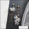 Orecchini a clip con retro a vite Gioielli Stile coreano Fiore di camelia Clip lunga Temperamento asimmetrico su N Dhmyp