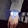 LED Flash Luminous Watch Personality Trends 학생 연인 Jellies Woman Mens 시계 화려한 가벼운 손목 시계 INS Watchs286K